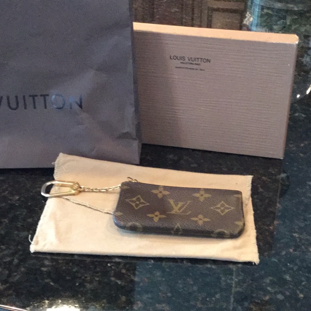 Authentic Louis Vuitton key pouch